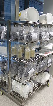 Regal- und Belade-Systeme für ein ergonomisches und flexibles Handling